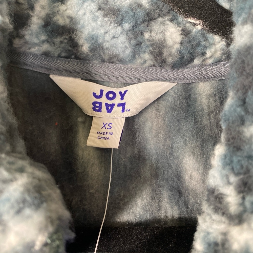 JoyLab Blue Leopard Quarter-Zip Sherpa Pullover - Picture 3 of 4